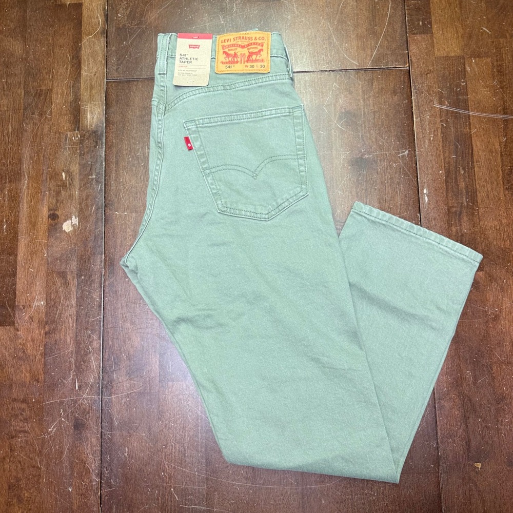 New Levi's 541 Athletic Taper Pants Men 30x30 Sage Green Stretch Cotton Chino